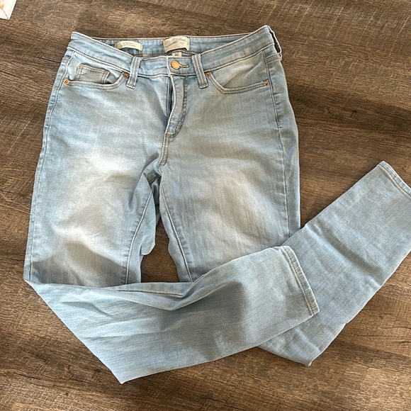 Universal threads mid rise skinny - Picture 1 of 2